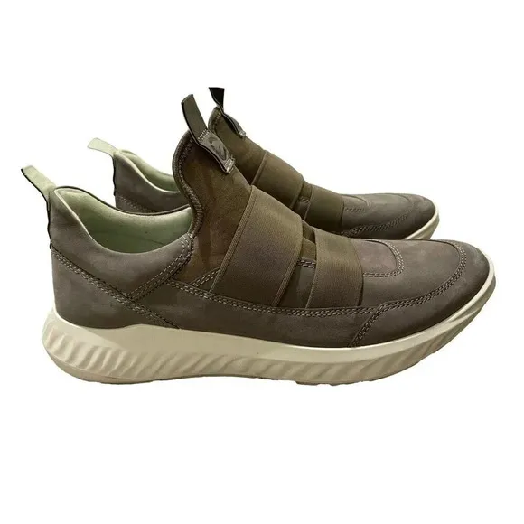 ECCO Men's Ath-1ftr Slip on Sneaker