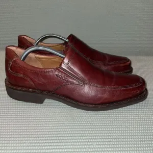 Ecco Seattle Slip On Leather Loafer Shoes Rust Men’s Size EU 43 / US Size 9.5