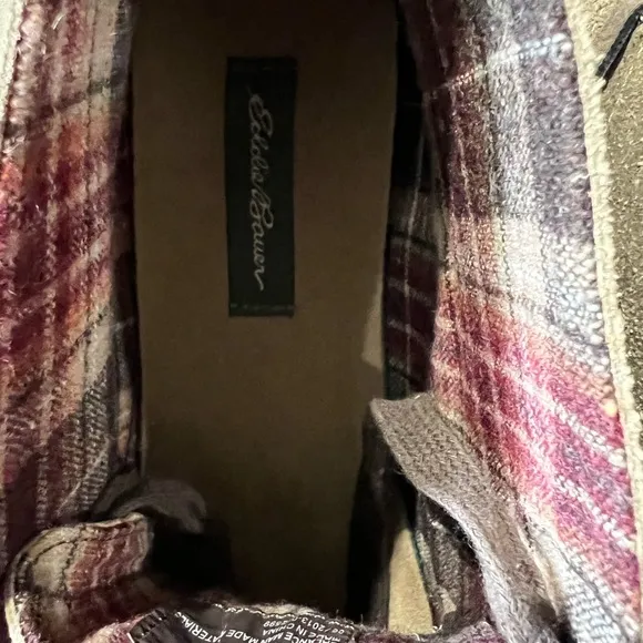 EDDIE BAUER WOMEN CHUKKA BOOT