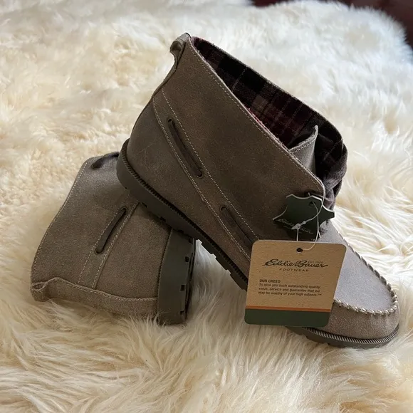 EDDIE BAUER WOMEN CHUKKA BOOT