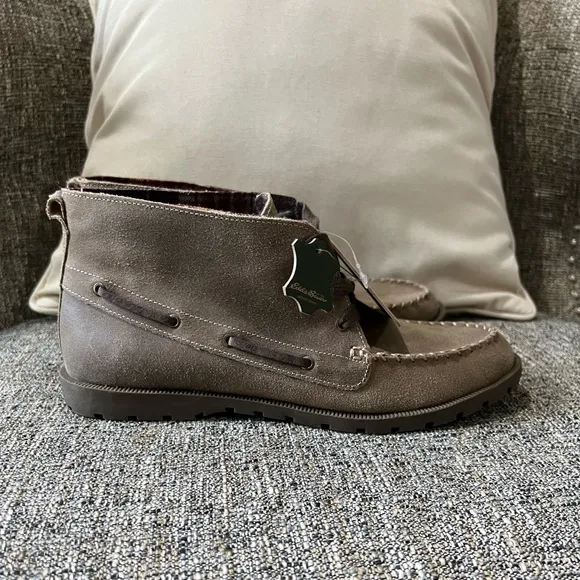 EDDIE BAUER WOMEN CHUKKA BOOT