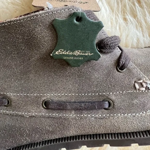 EDDIE BAUER WOMEN CHUKKA BOOT