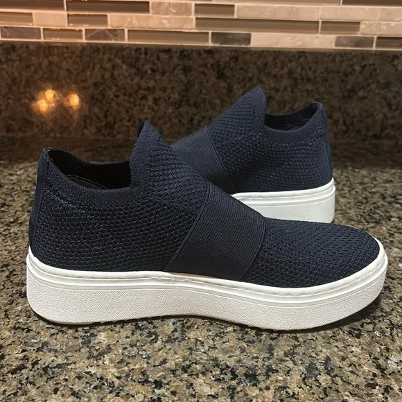 Eileen Fisher pari platform sneakers