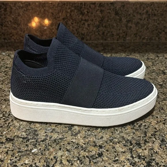 Eileen Fisher pari platform sneakers