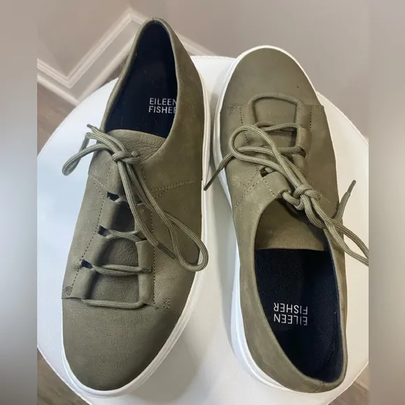Eileen Fisher Womens Prescot Sneaker olive green Nubuck Platform Lace Up Shoe