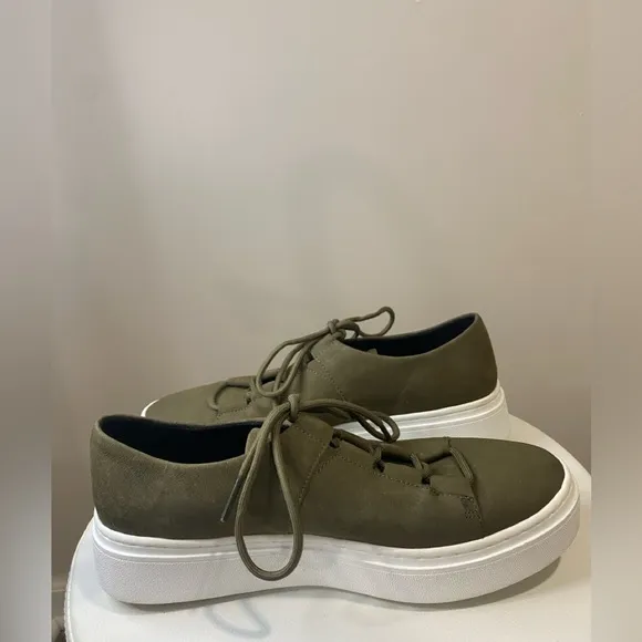 Eileen Fisher Womens Prescot Sneaker olive green Nubuck Platform Lace Up Shoe