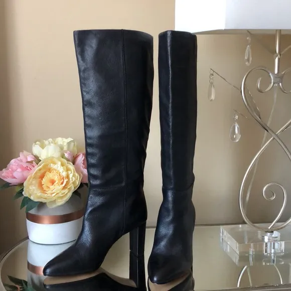 ESSEX LANE Black Genuine Leather Heeled Boots