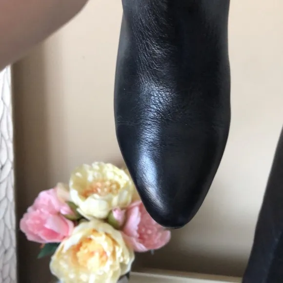ESSEX LANE Black Genuine Leather Heeled Boots