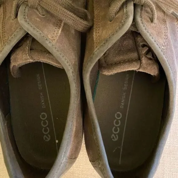 Euc Ecco Suede Walking Shoes