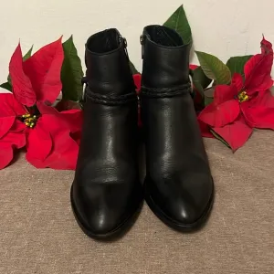 EUC Frye Serena Braided Harness Bootie Size 8.5