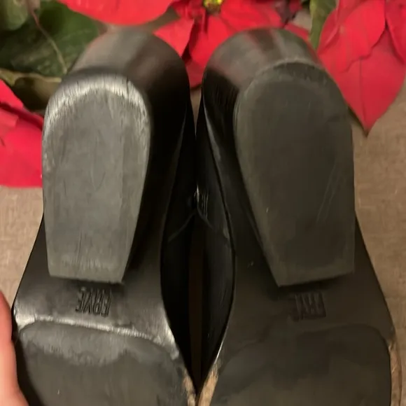EUC Frye Serena Braided Harness Bootie Size 8.5