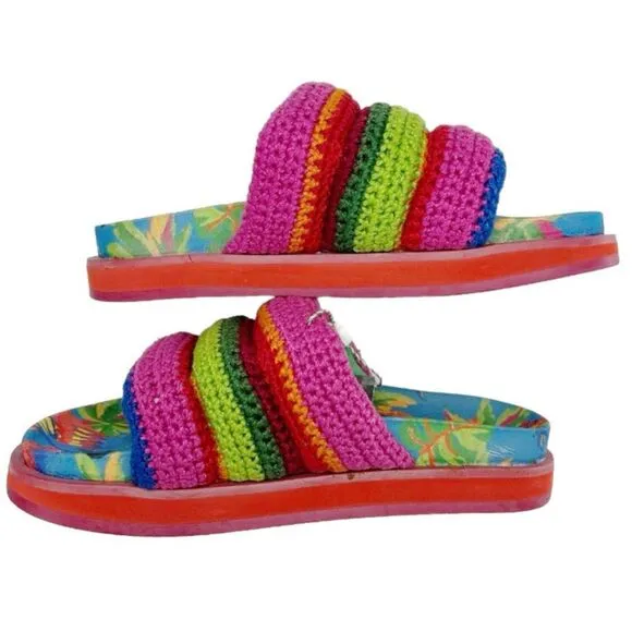 Farm Rio Blue Macaw Crochet Anatomic Slide Sandals Size 8