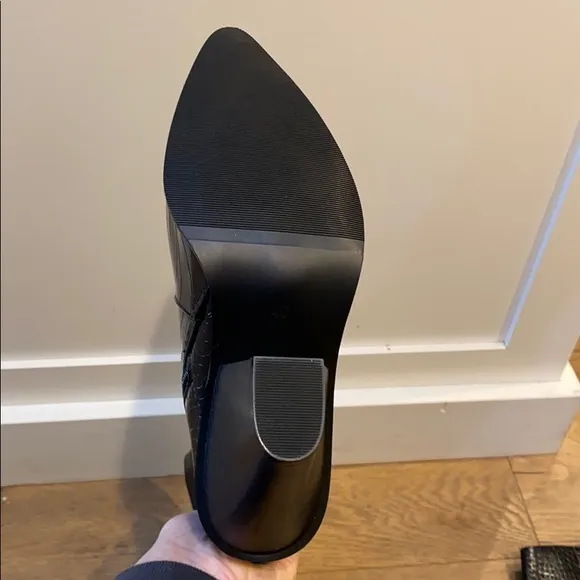 Faux leather crocodile boots