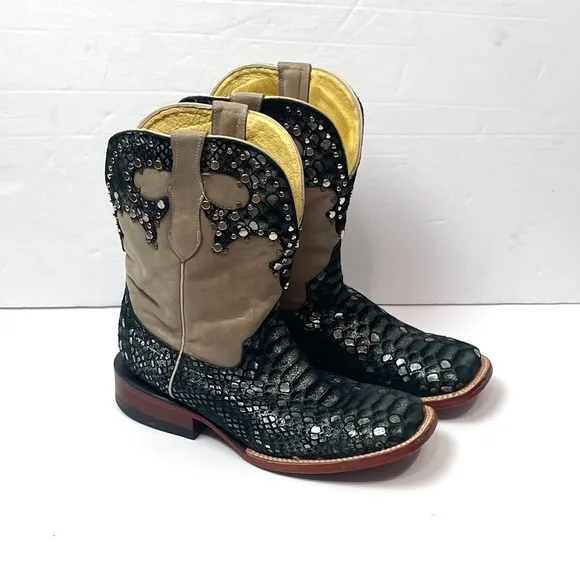 Ferrini Studded Faux‎ Snake Boots Sz 7