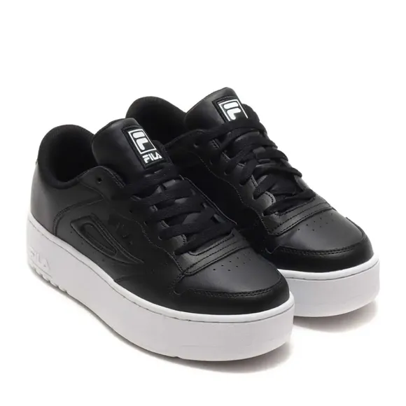 Fila Fx-115 Dsx Women's Platform Sneakers. Sizes 10 . New with box.Perforations