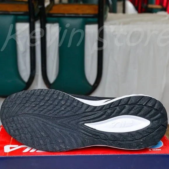 Fila men shoes bundle .Price for 2 pairs