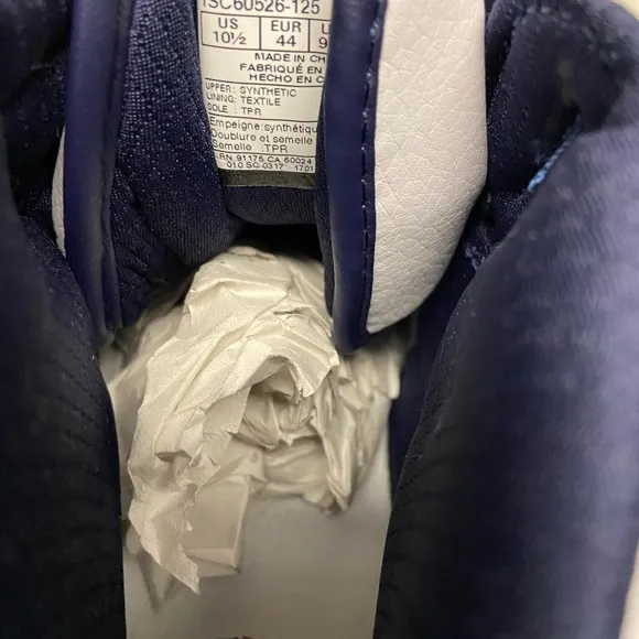 Fila Old School High Top Sneakers EUC