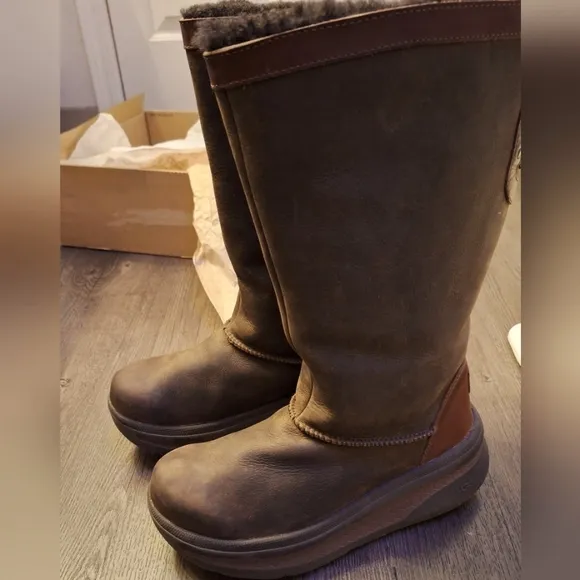 *FINAL DISCOUNT*UGGs Boots BNWOT*FINAL DISCOUNT*