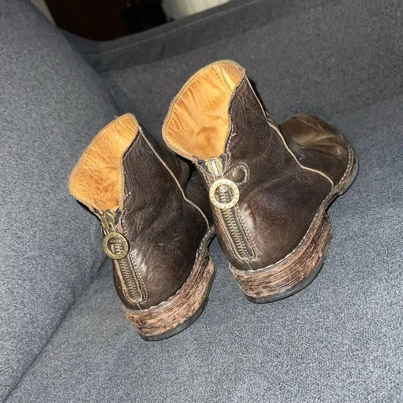Fiorentini   Baker ankle boots booties shoes