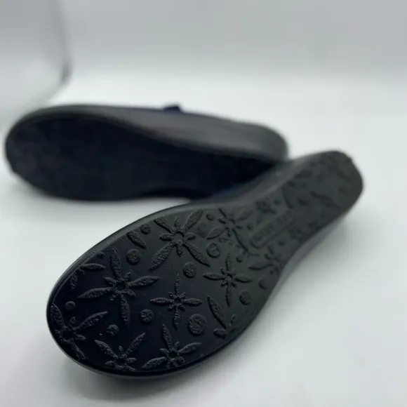 Fly Flot Blue Slip-On Shoes