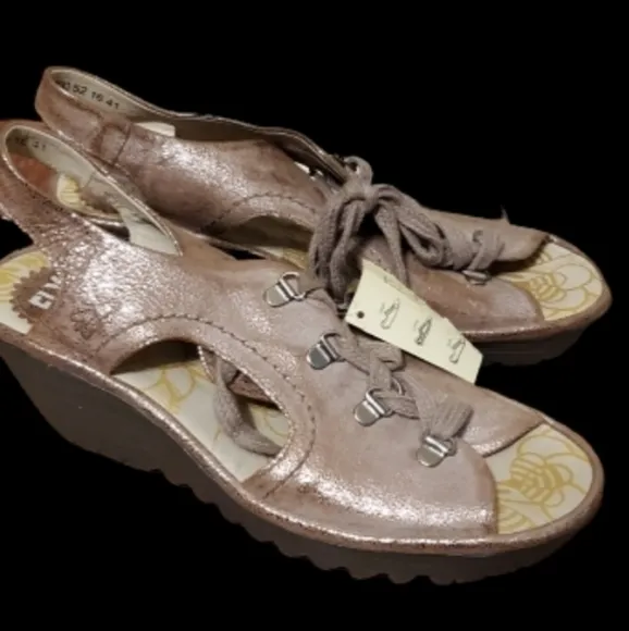 Fly London Ylfa sandals 41/10‎ NWT