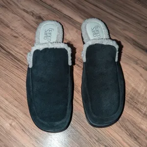 Franco Sarto Black leather mules with faux fur lining. Size 10 women's shoes