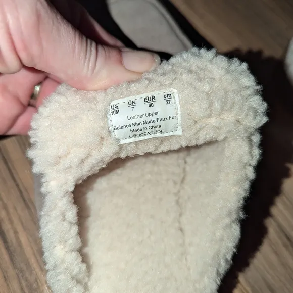 Franco Sarto tan leather mules with faux fur lining. Size 10 women's shoes.