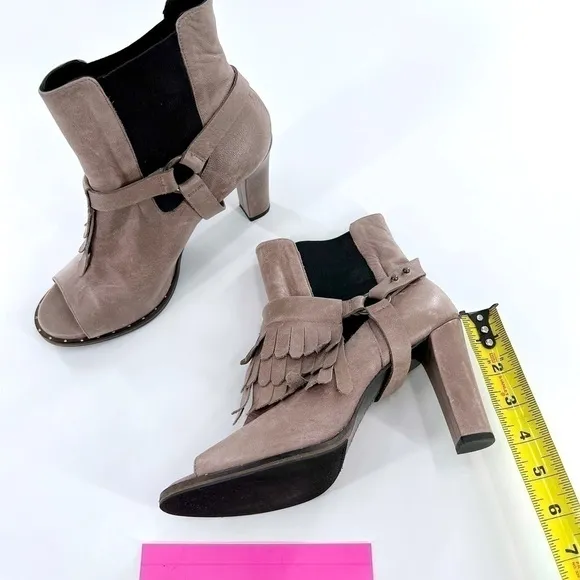 FREDA SALVADOR BLACK LEATHER HARNESS FRINGES OPEN TOE ANKLE BOOTS Gray size 8.5