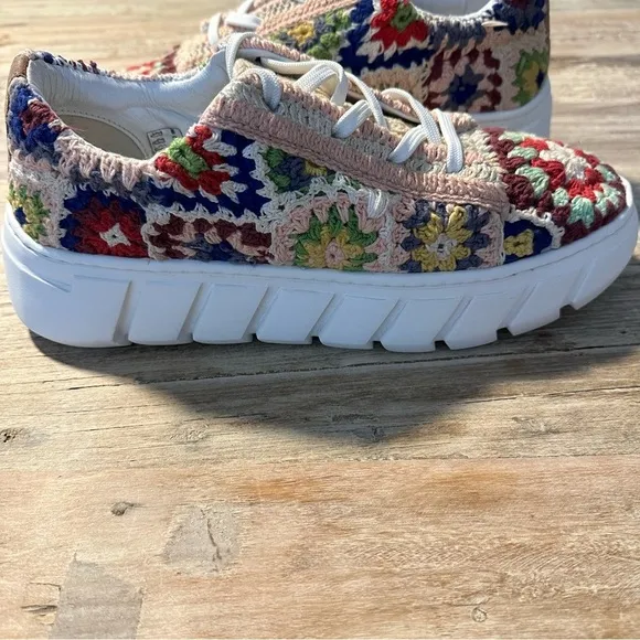 Free People Catch Me If You Can Crochet Platform Sneaker Multicolor EU 40 NWOT