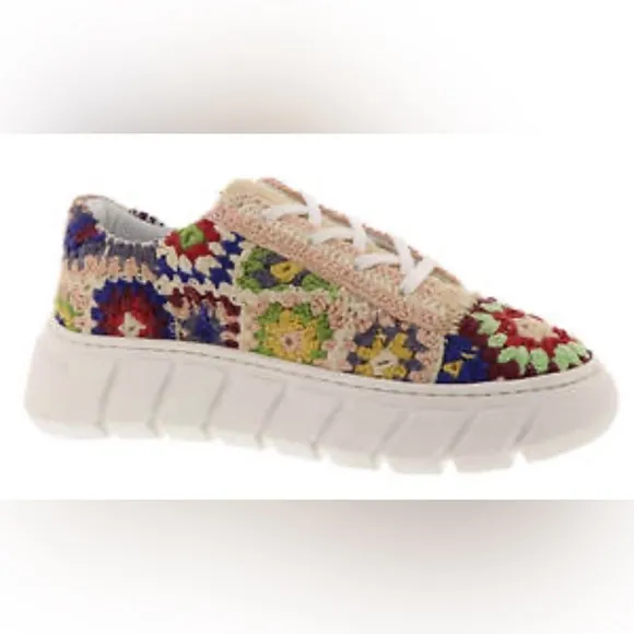 Free People Catch Me If You Can Crochet Platform Sneaker Multicolor EU 40 NWOT