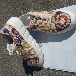 Free People Catch Me If You Can Crochet Platform Sneakers Size 7.5
