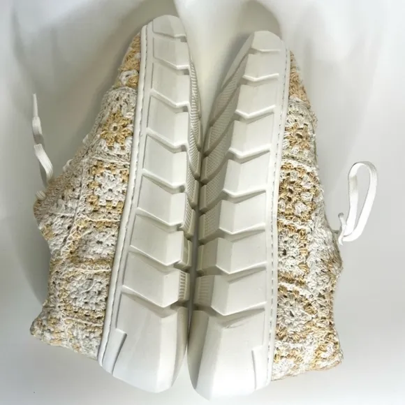 Free People Catch Me if You Can crocheted sneakers. Women's 39
