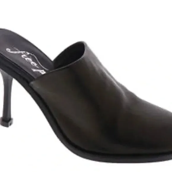 Free People Leila Slip On Stiletto Heeled Slouchy Mule Black Women Size 8.5 NWOT
