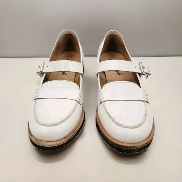 Free People Shoes Size 9.5 White Leather Penny Loafer Mary Janes Preppy Shoes