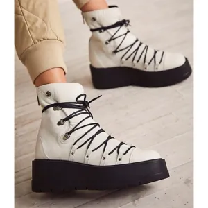 FREE PEOPLE Simone Wedge Boots in Bone