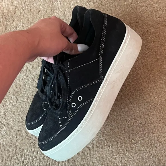 Free People Vagabond Platform Jessie Sneakers in Black Suede Size 7