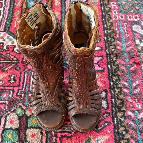 Freebird by Steven BELLA Brown Sandals with heel size 8 boho leather festival