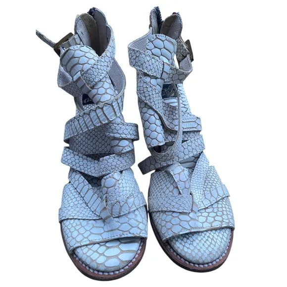 FreeBird Rare Claw White Python Snake Heel Sandals size 8