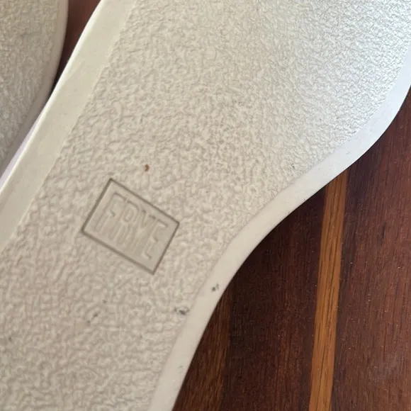 FRYE Beige Leather High-Top Sneakers with Zipper