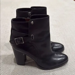 Frye Claude Jodhpur Black Leather Ankle Booties Size 6.5