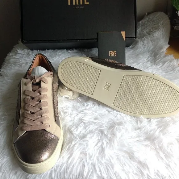 Frye Ivy Logo Patch Low Top Sneakers