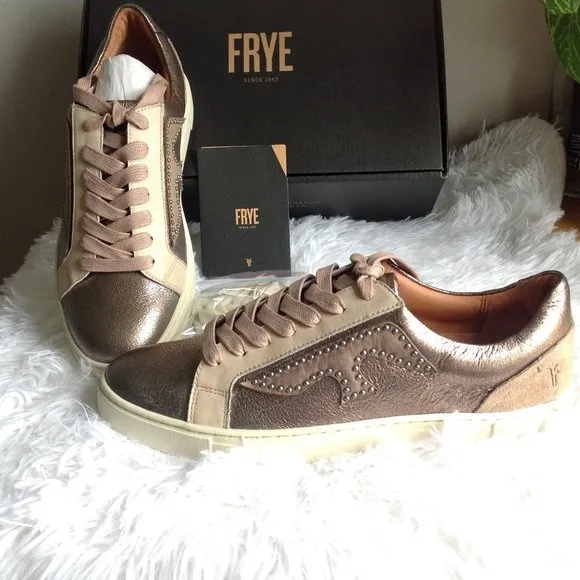 Frye Ivy Logo Patch Low Top Sneakers