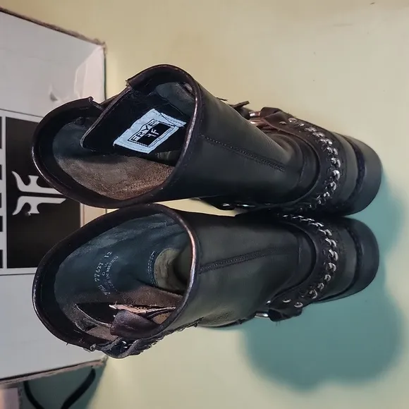 Frye Jenna Chain Moto Boot