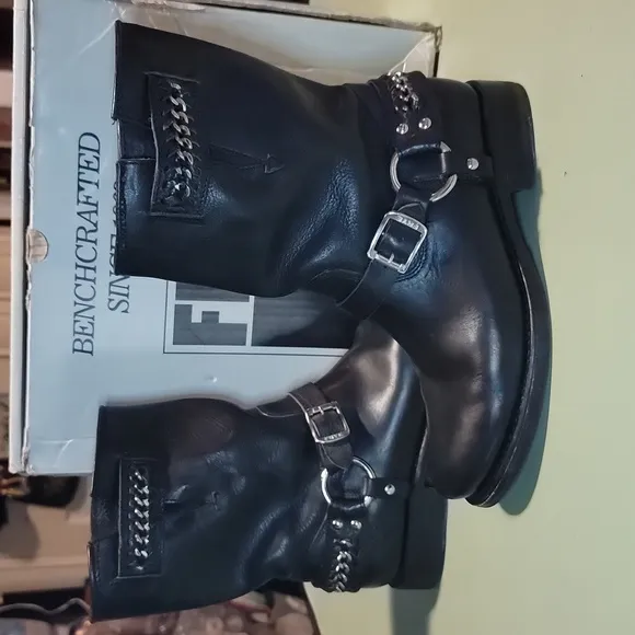 Frye Jenna Chain Moto Boot