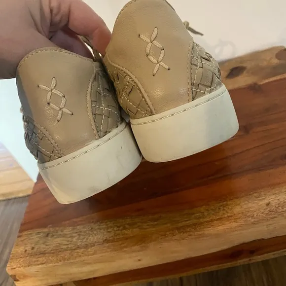FRYE Lena Woven Low Lace Sneakers platform. Leather lace minimalist modern 9.5