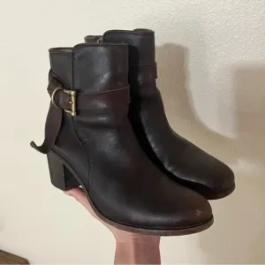 FRYE Malorie Knotted Dark Brown Distressed Leather Short Ankle Bootie Boots 8.5