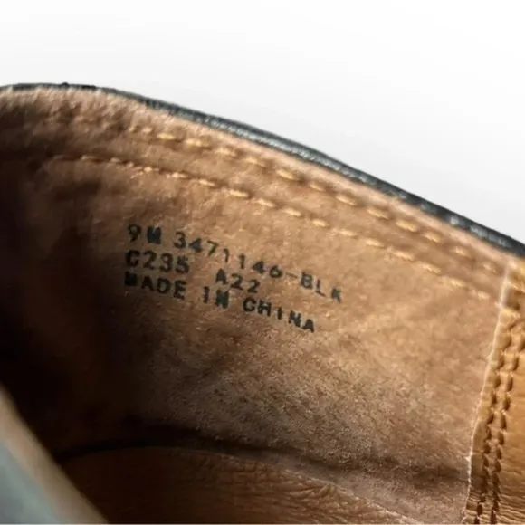 Frye Melanie Slip-On Shoes in Black Leather 9