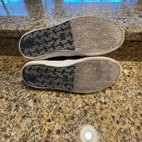 Frye Men's Ludlow Canvas Slip-on Sneakers Boat Shoes Size 10.5
