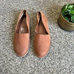 Frye Milly A Line Flats Brown Whiskey Leather Slip on Shoes Women's Size 10