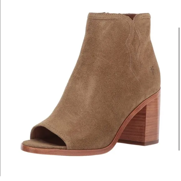 Frye Women's Danica Peep Bootie Ankle Boots / shoes SZ 8